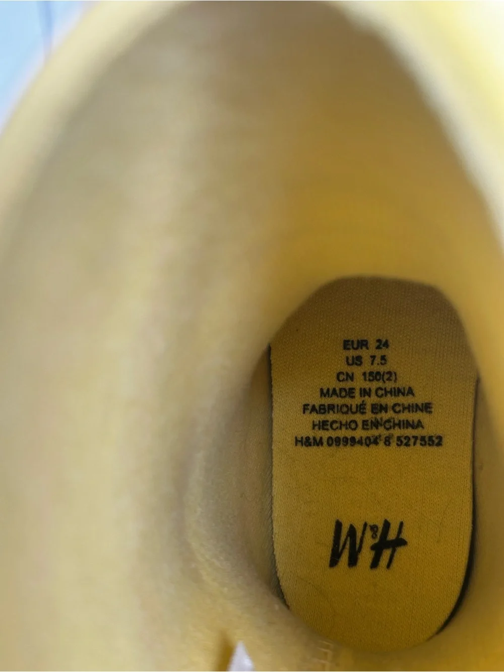 Pokémon Pikachu Yellow Rain Boots Kids Size 7.5 / EU 24 Waterproof Rubber Boots